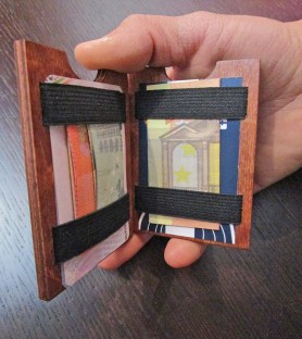 Wallet - card holder in wood