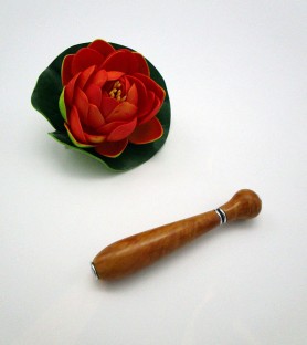 Wooden pen perfume holder